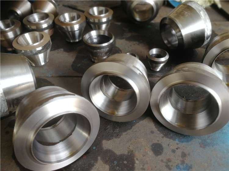 合金異（yì）徑管