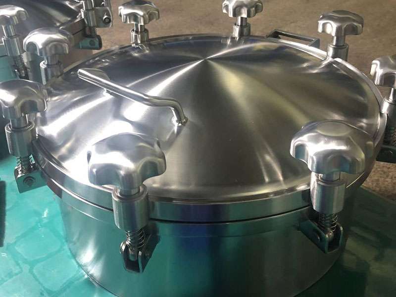 不鏽鋼（gāng）橢圓形回轉蓋（gài）快開人孔（kǒng）