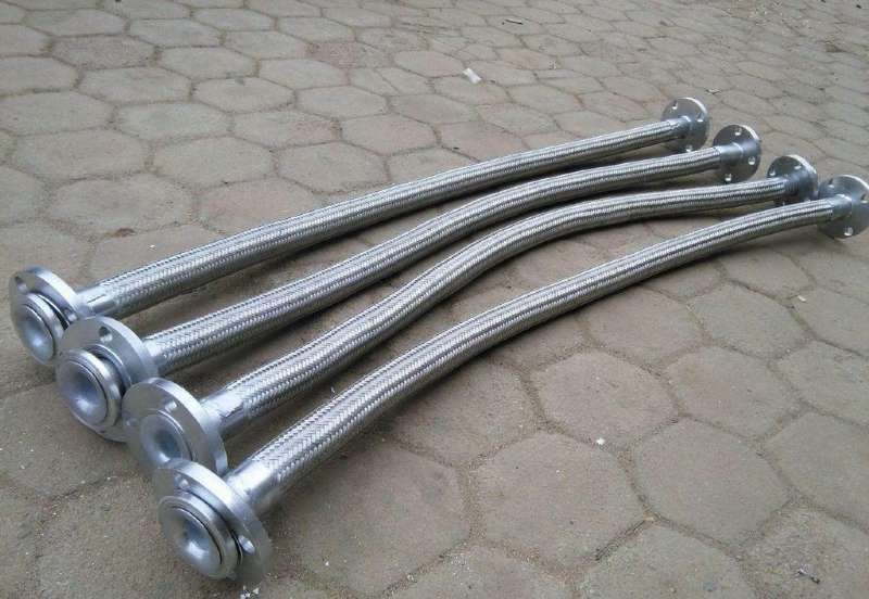 金（jīn）屬軟管